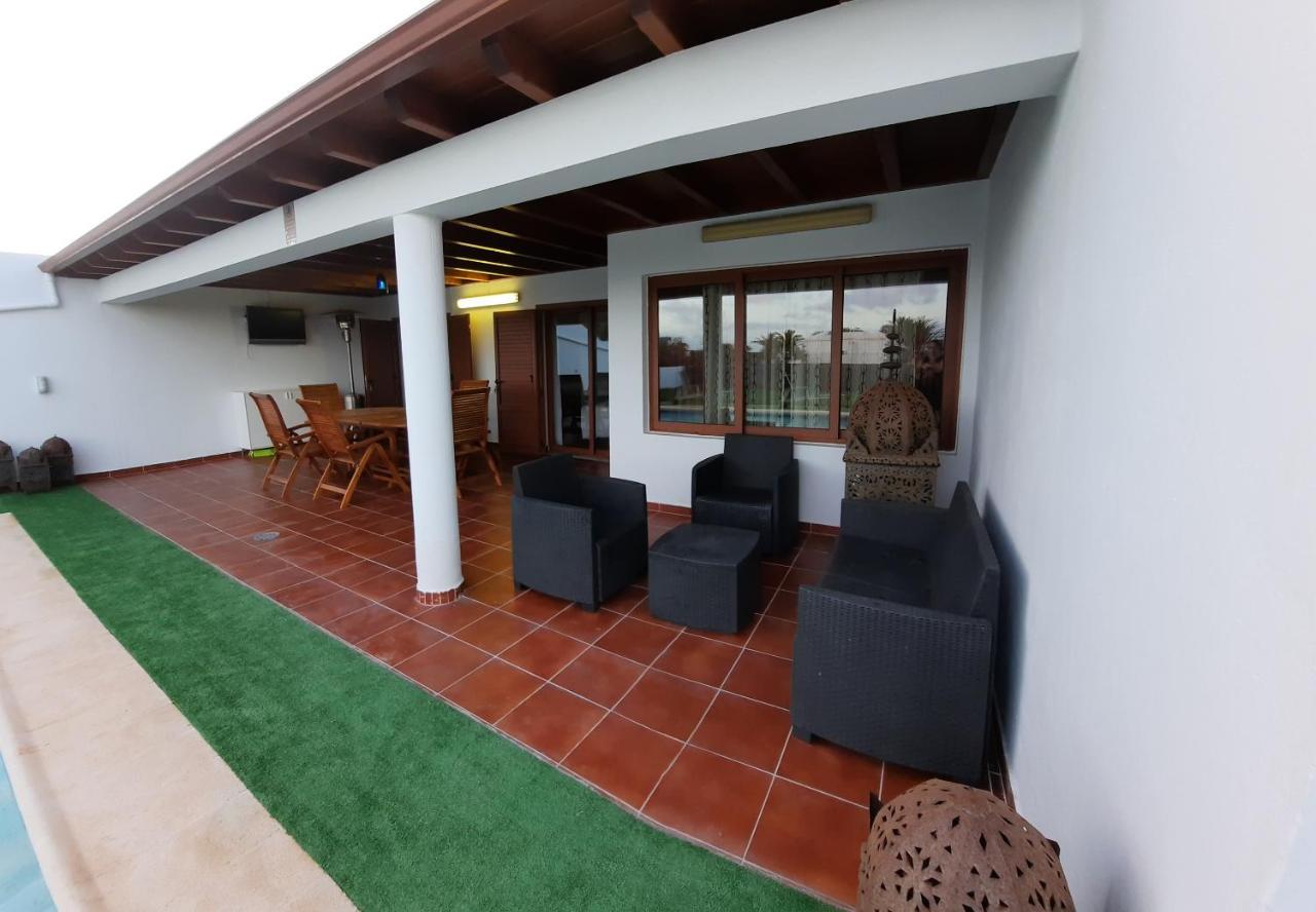 Casa Montes Playa Blanca  Esterno foto